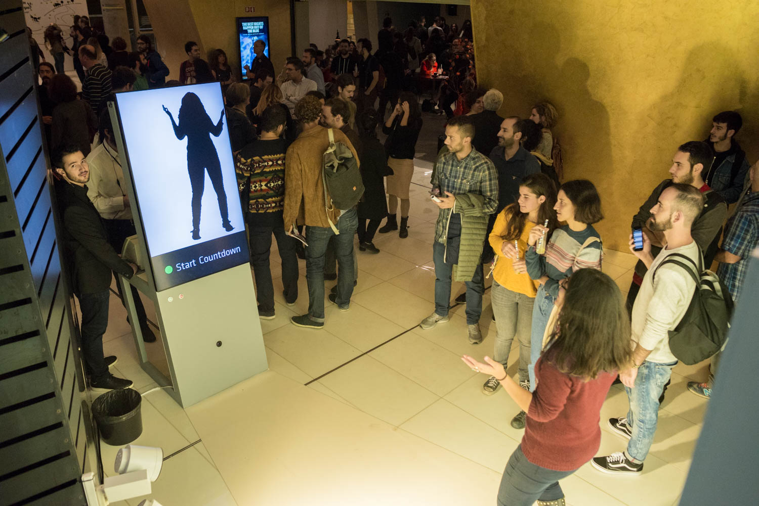Φωτογραφίες από τη βραδιά των εγκαινίων στη Στέγη Φωτογραφίες από τη βραδιά των εγκαινίων στη Στέγη