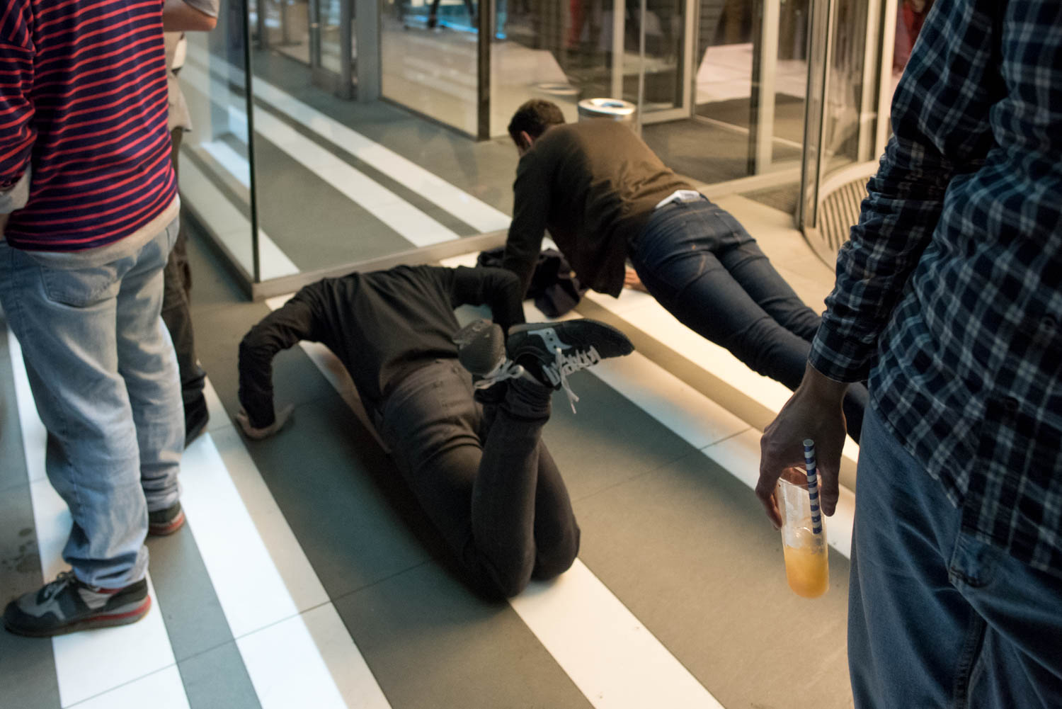 Φωτογραφίες από τη βραδιά των εγκαινίων στη Στέγη Φωτογραφίες από τη βραδιά των εγκαινίων στη Στέγη