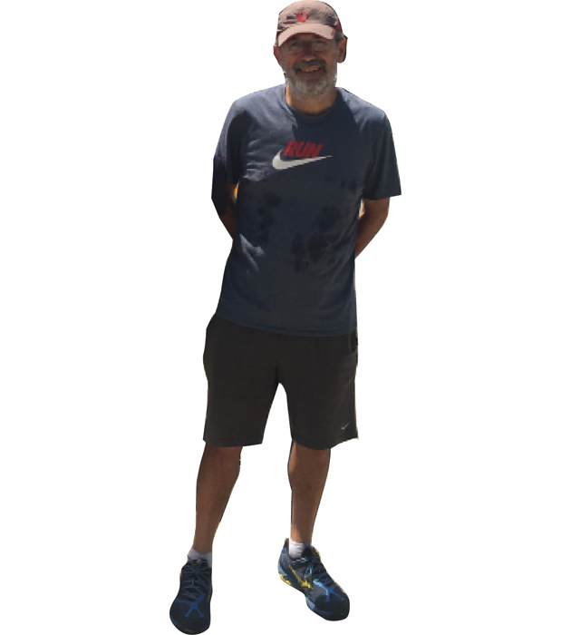 Τρέχοντας στον Κλασικό Μαραθώνιο της Αθήνας Τρέχοντας στον Κλασικό Μαραθώνιο της Αθήνας