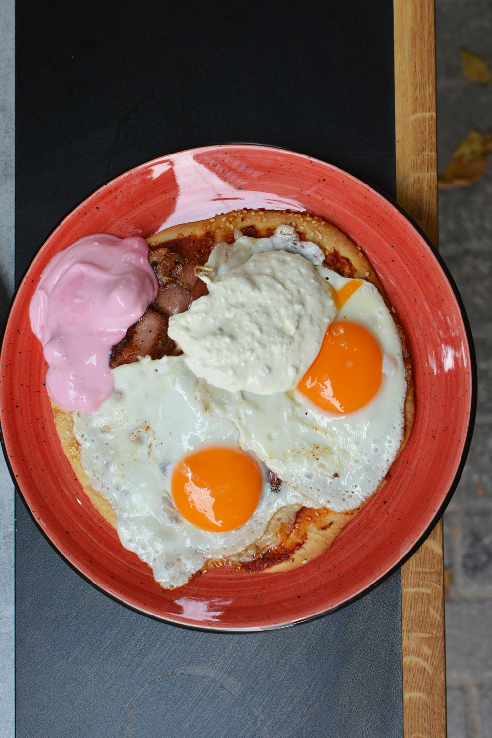 Αθήνα έχεις μπουγατσάν, το ξέρεις;