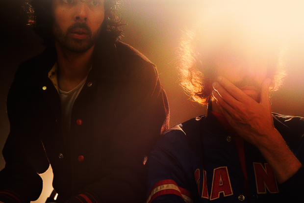 Η λέξη κόλλημα ταιριάζει πολύ στους Justice, © So Me Η λέξη κόλλημα ταιριάζει πολύ στους Justice, © So Me