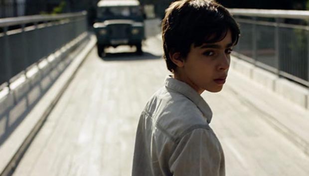 Το αγόρι στη γέφυρα