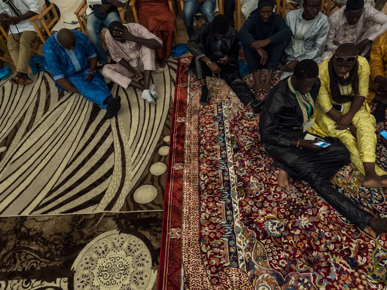 Ο Τάσος Βρεττός φωτογραφίζει το Grand Magal de Touba Ο Τάσος Βρεττός φωτογραφίζει το Grand Magal de Touba