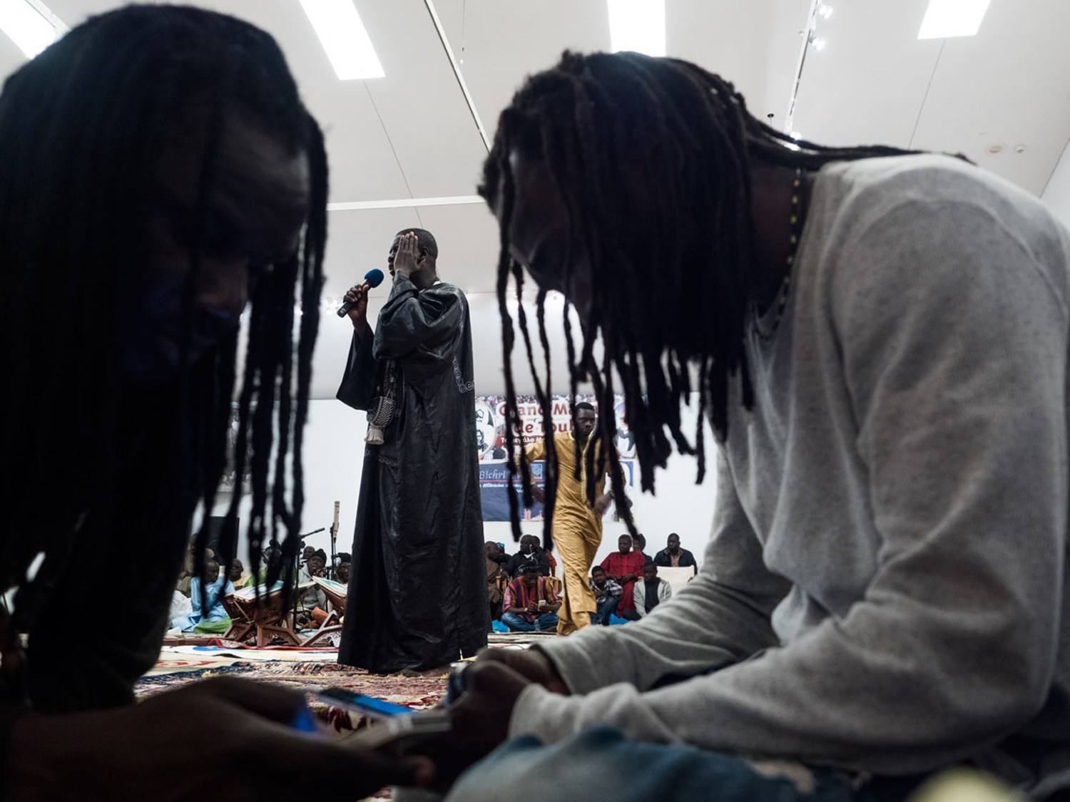 Ο Τάσος Βρεττός φωτογραφίζει το Grand Magal de Touba Ο Τάσος Βρεττός φωτογραφίζει το Grand Magal de Touba