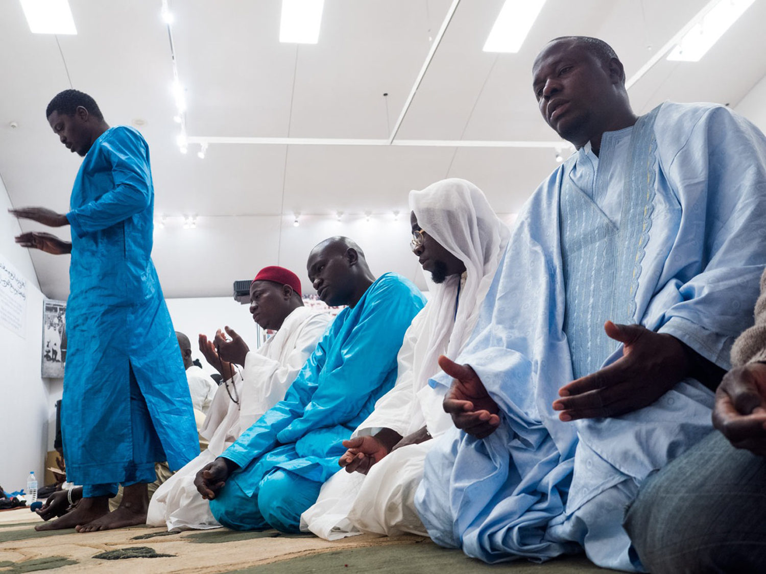 Ο Τάσος Βρεττός φωτογραφίζει το Grand Magal de Touba Ο Τάσος Βρεττός φωτογραφίζει το Grand Magal de Touba