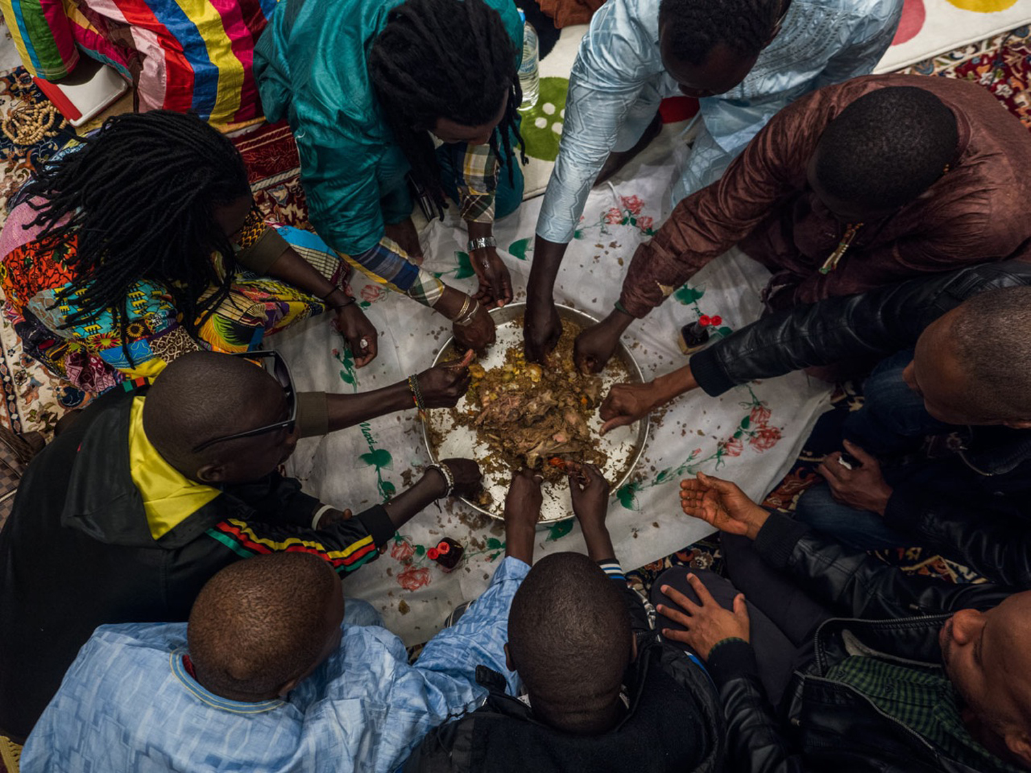 Ο Τάσος Βρεττός φωτογραφίζει το Grand Magal de Touba Ο Τάσος Βρεττός φωτογραφίζει το Grand Magal de Touba