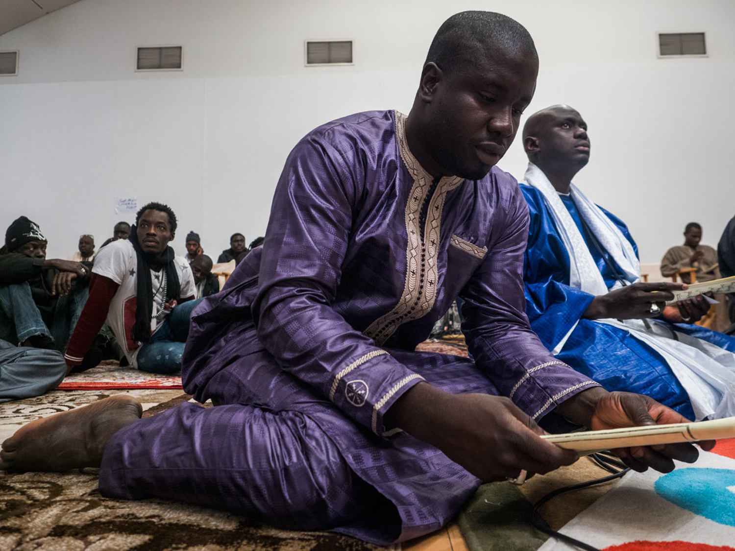 Ο Τάσος Βρεττός φωτογραφίζει το Grand Magal de Touba Ο Τάσος Βρεττός φωτογραφίζει το Grand Magal de Touba