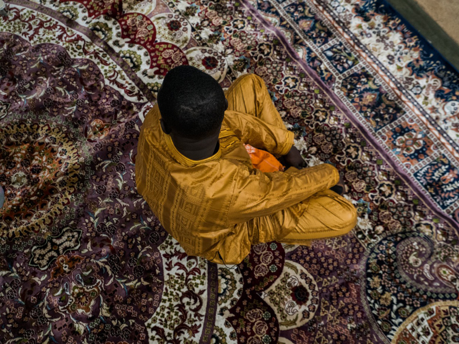 Ο Τάσος Βρεττός φωτογραφίζει το Grand Magal de Touba Ο Τάσος Βρεττός φωτογραφίζει το Grand Magal de Touba