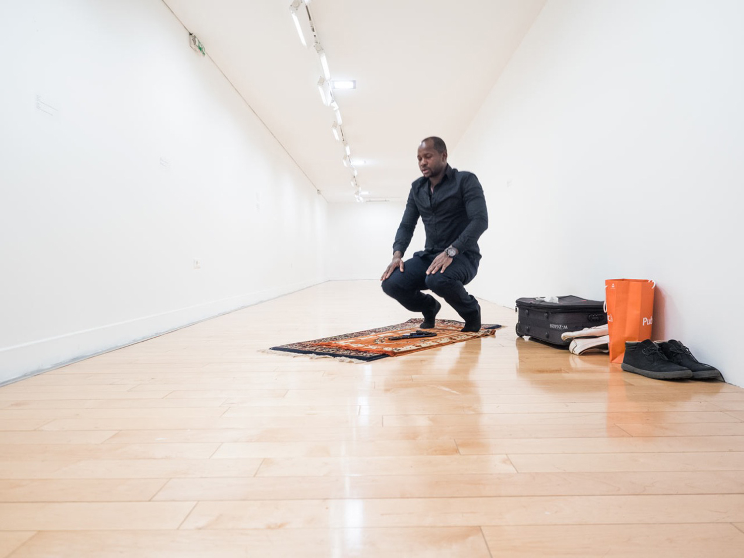 Ο Τάσος Βρεττός φωτογραφίζει το Grand Magal de Touba Ο Τάσος Βρεττός φωτογραφίζει το Grand Magal de Touba