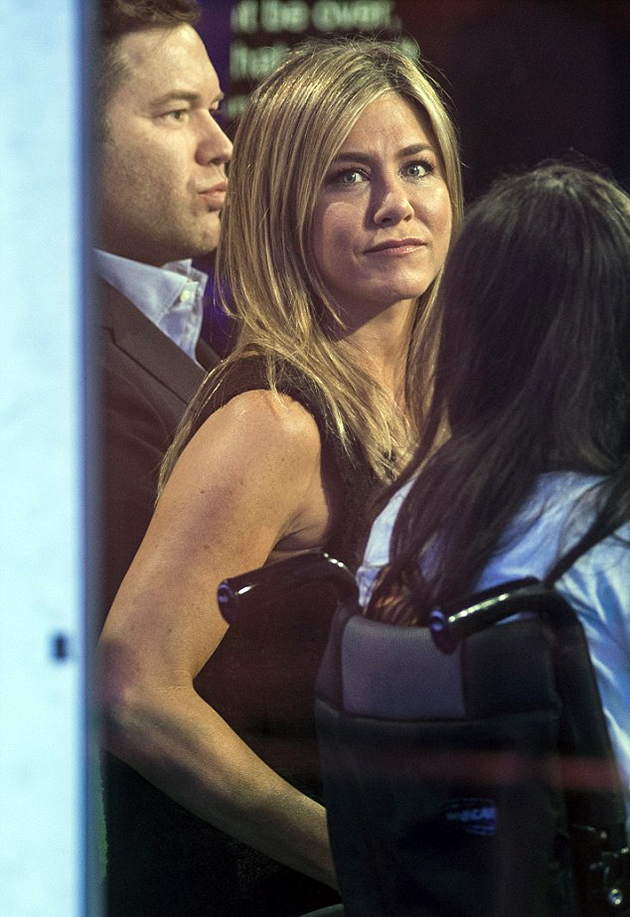 Τζένιφερ Άνιστον