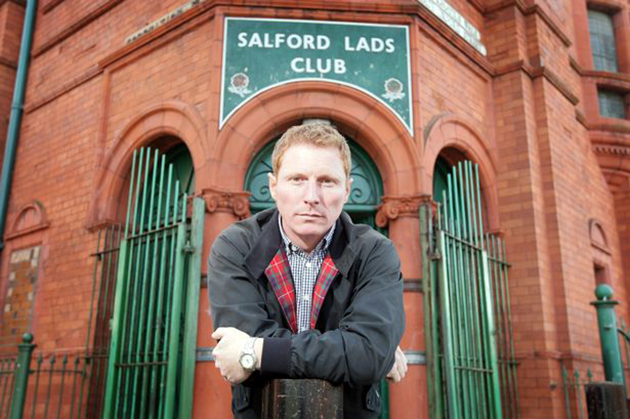 Πέθανε ο ντράμερ των Inspiral Carpets Kρεγκ Γκιλ 