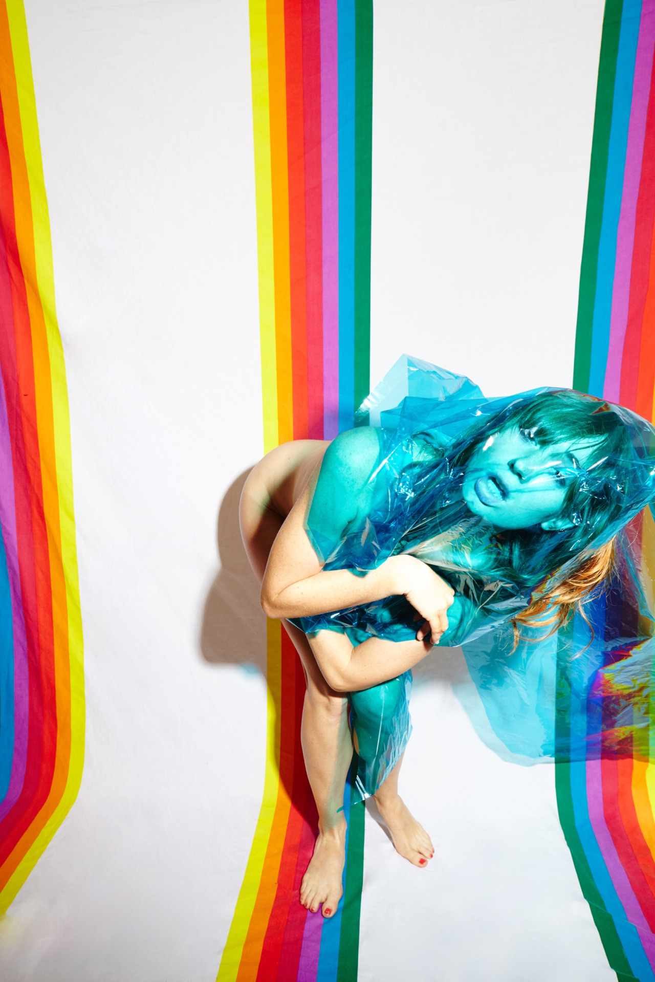 Η Erika Mugglin φωτογραφίζει μόνο ό,τι έχει από 7 χρώματα και πάνω