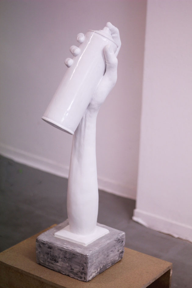 Ο Δημήτρης Ναϊπλής ή N_Grams μας ξεναγεί στην πρώτη του εικαστική έκθεση