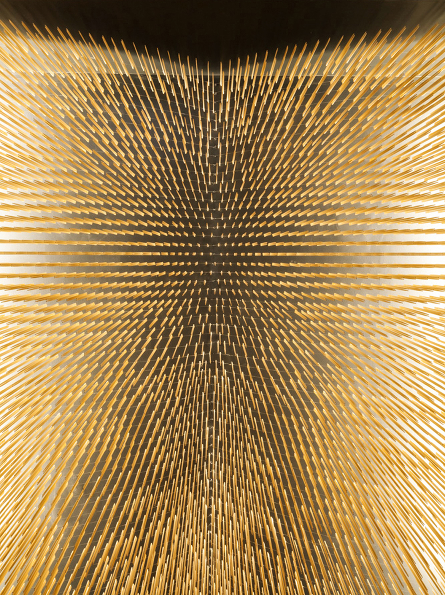 Τι κάνουν 8.400 chopsticks στο ταβάνι;