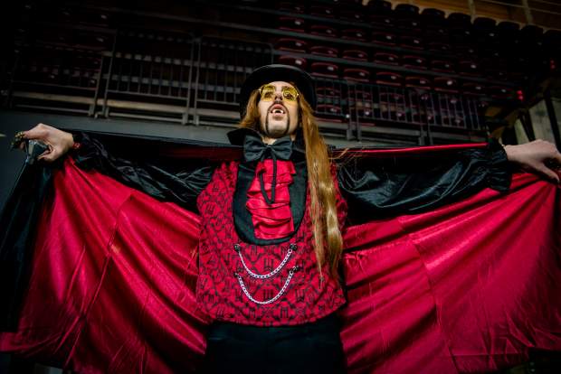 Καρατζας Θανάσης