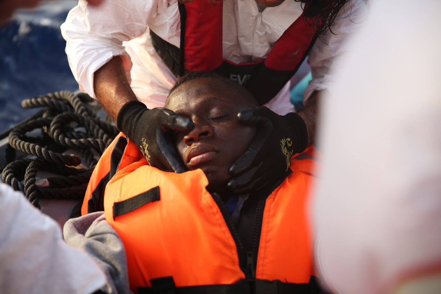 Δεν είναι μόνο τα γυναικόπαιδα ευάλωτα. © Mohammad Ghannam/MSF Δεν είναι μόνο τα γυναικόπαιδα ευάλωτα. © Mohammad Ghannam/MSF