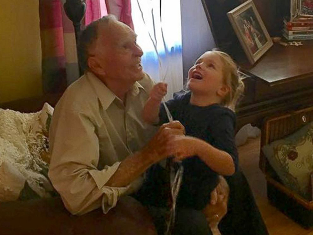 Η Νόρα και ο Κύριος Νταν