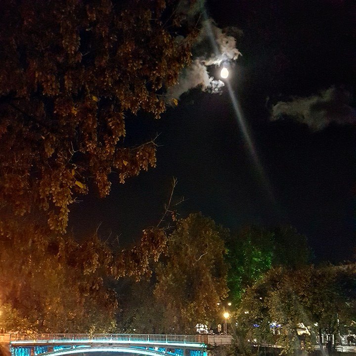 © Δημήτρης Χρόνης / Όταν το σύννεφο πεινάει… Τρίκαλα © Δημήτρης Χρόνης / Όταν το σύννεφο πεινάει… Τρίκαλα