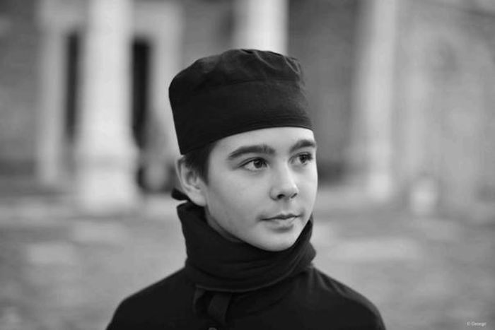 Αντιδράσεις και οργισμένα σχόλια για τον 12χρονο που πήγε στο Άγιο Όρος (εικόνες) Αντιδράσεις και οργισμένα σχόλια για τον 12χρονο που πήγε στο Άγιο Όρος (εικόνες)