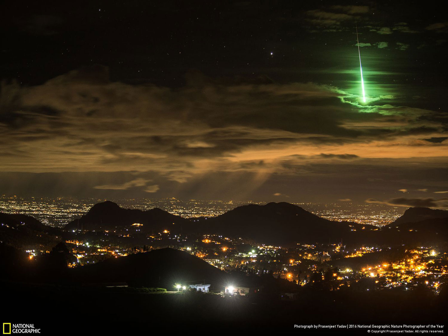 Serendipitous Green Meteor // Photo and caption by Prasenjeet Yadav