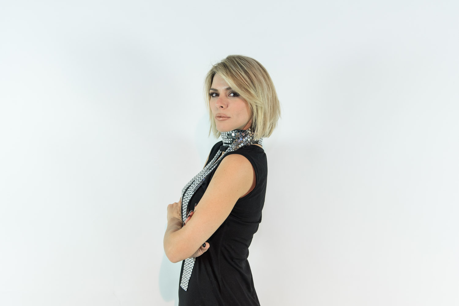 //elenagalifa.com/ , στο κανάλι της στο YouTube, στο Πρω1νό του ΑΝΤ1 με την Φαίη Σκορδά, όπου παρουσιάζει τη στήλη της μόδας, ή να την έχεις ακούσει καθημερινά  στον Λάμψη 92.3 με τον Γιώργο Λιάγκα. Πρόσφατα μάλιστα "πετάχτηκε" μέχρι την Αμερική για να παρουσιάσει και εκεί μια δική της στήλη ως brand expert. 