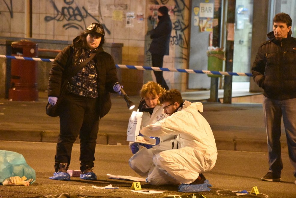 «Αλλάχ Ακμπάρ» οι τελευταίες λέξεις του μακελάρη του Βερολίνου, πριν πέσει νεκρός στο Μιλάνο «Αλλάχ Ακμπάρ» οι τελευταίες λέξεις του μακελάρη του Βερολίνου, πριν πέσει νεκρός στο Μιλάνο