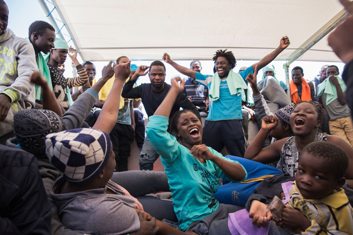 ΚΕΝΤΡΙΚΗ ΜΕΣΟΓΕΙΟΣ – ANNA SURINYACH/MS ΚΕΝΤΡΙΚΗ ΜΕΣΟΓΕΙΟΣ – ANNA SURINYACH/MS