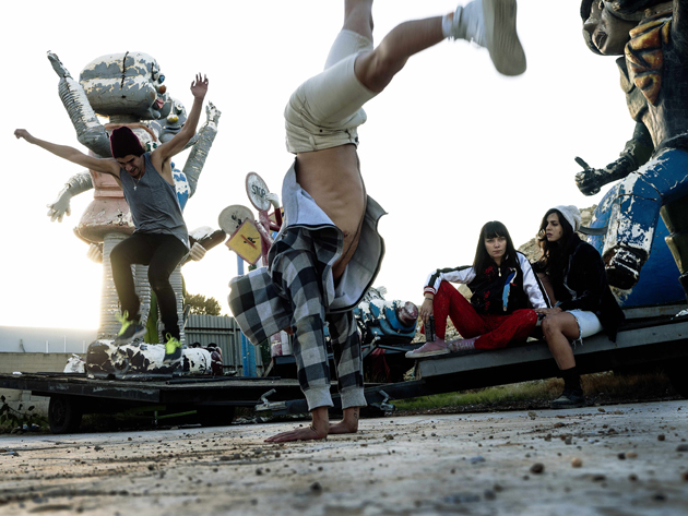 © Τάσος Βρεττός. «Θα πεθάνω αν πεθάνεις» Θα πεθάνω αν πεθάνεις, Έλενα Πέγκα, Θέατρο Χώρος, Κατερίνα Μισιχρόνη, Γιώργος Βουβάκης, Ορέστης Καρύδας, Αλεξάνδρα Ταβουλάρη