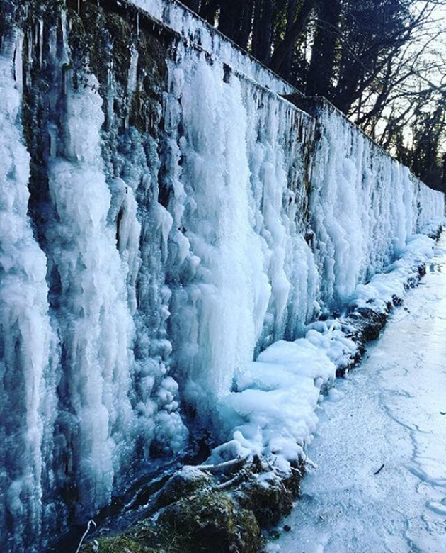 Γλυπτική σε… πάγο στα Λουτρά Πόζαρ
