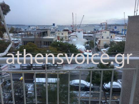 Εικόνα από το Πέραμα στις 9.30 το πρωί