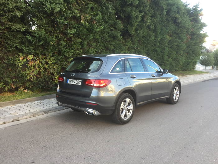 Mercedes-Benz GLC 220 d 4MATIC Mercedes-Benz GLC 220 d 4MATIC