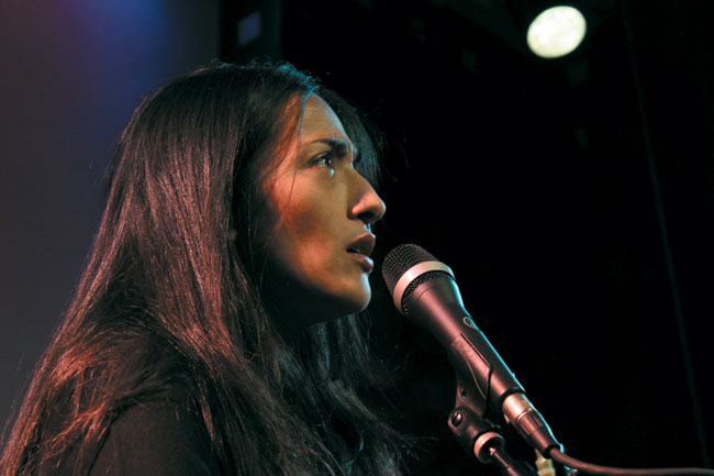 Hindi Zahra - Παλλάς