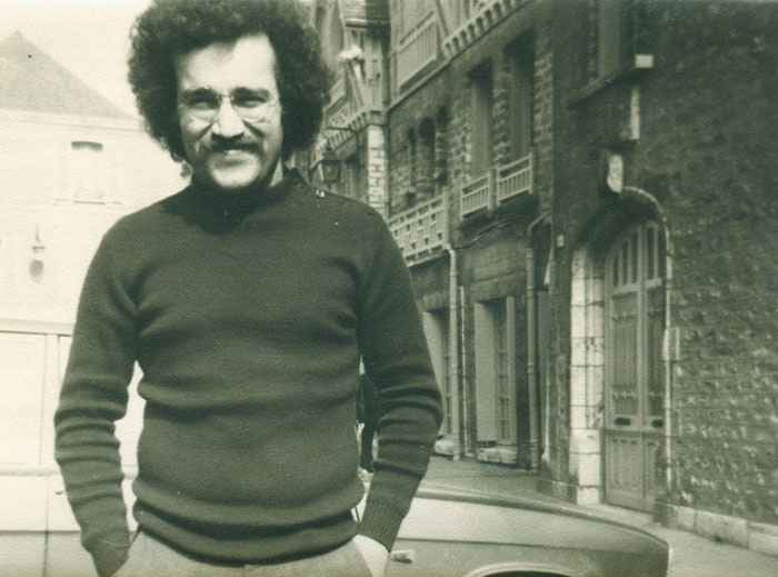 Ο Κωστής Παπαγιώργης στο Παρίσι, 1974