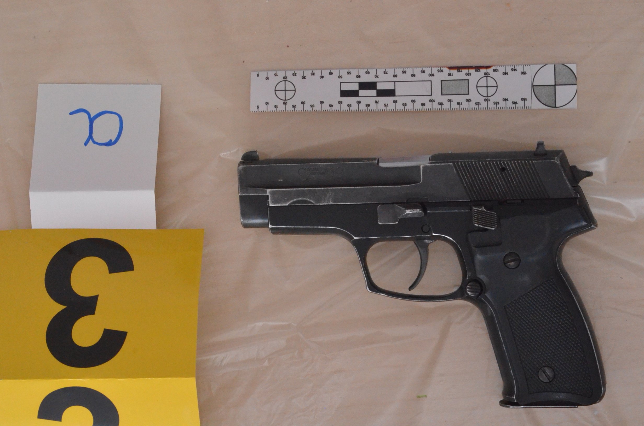 Αυτά είναι τα όπλα της Πόλας Ρούπα Αυτά είναι τα όπλα της Πόλας Ρούπα