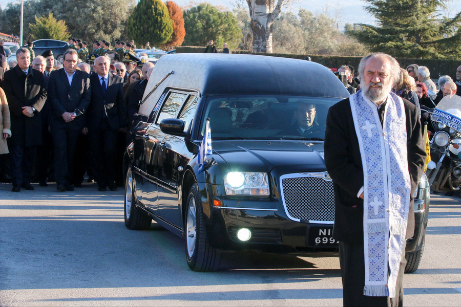 Με τιμές εν ενεργεία υπουργού Εξωτερικών κηδεύτηκε ο Κυριάκος Αμοιρίδης