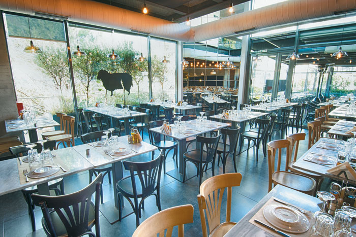 Το Μαύρο Πρόβατο του Press Café Το Μαύρο Πρόβατο του Press Café