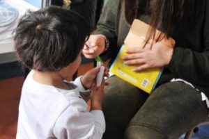 Συνελήφθη ο πατέρας των τριών κοριτσιών που βρέθηκαν εγκαταλειμμένα στην Πάτρα (εικόνες)