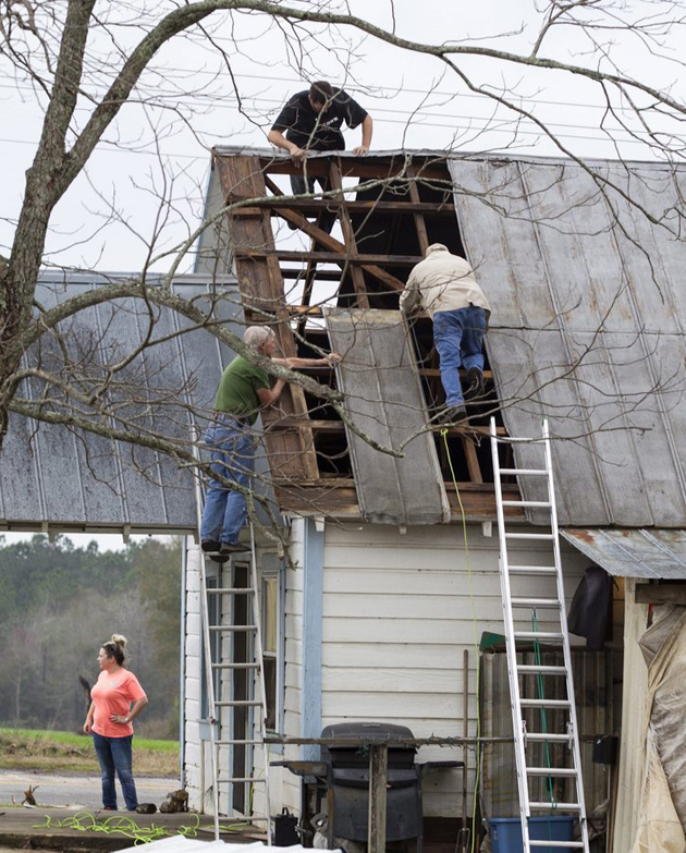 Φονική κακοκαιρία στο νότο των ΗΠΑ Φονική κακοκαιρία στο νότο των ΗΠΑ
