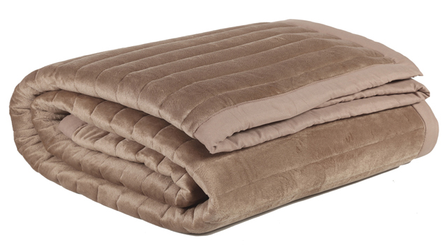 NEF-NEF.  Κουβερλί Velvet Suede υπέρδιπλο, από €69 – 20% = €55,20