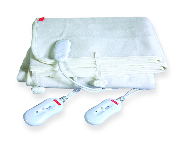 NEF-NEF.  Ηλεκτρική κουβέρτα με αποσπώμενους διακόπτες εύκολου χειρισμού με 3 σκάλες θερμοκρασίας.  Διαθέτει αυτόματη διακοπή σε περίπτωση υπερθέρμανσης και είναι πλενόμενη στο πλυντήριο.  Με εγγύηση 1 χρόνου!  Μονή, από €32 – 30% = 22,75.  Υπέρδιπλη από €54,50 – 30% = €38,15