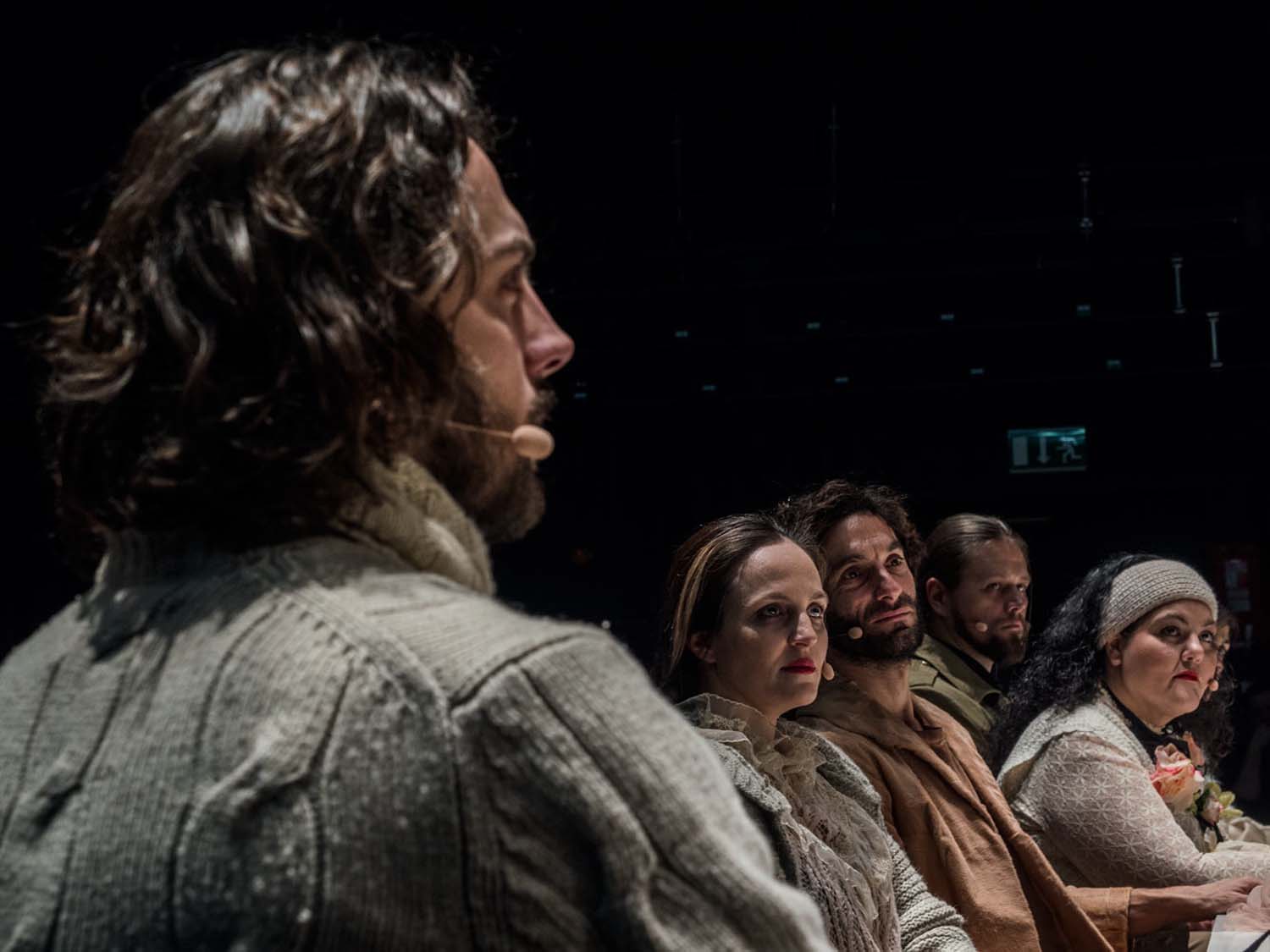 Ο Τάσος Βρεττός φωτογραφίζει τις πρόβες του «Δον Ζουάν» Ο Τάσος Βρεττός φωτογραφίζει τις πρόβες του «Δον Ζουάν»