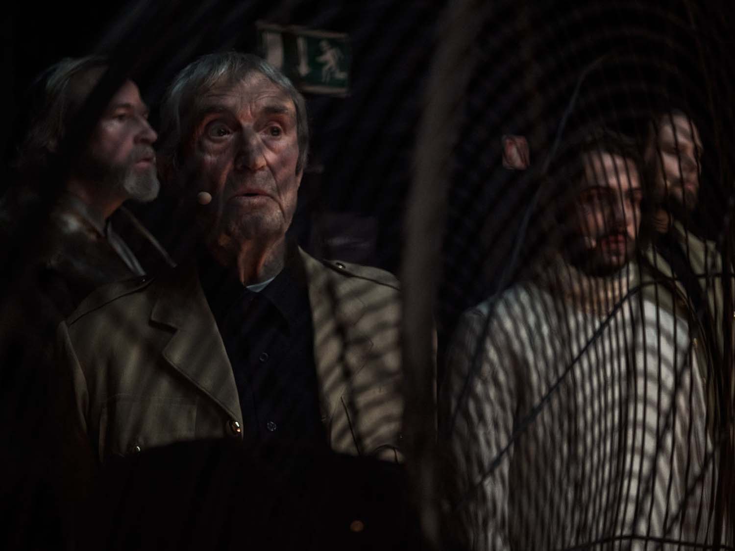 Ο Τάσος Βρεττός φωτογραφίζει τις πρόβες του «Δον Ζουάν»