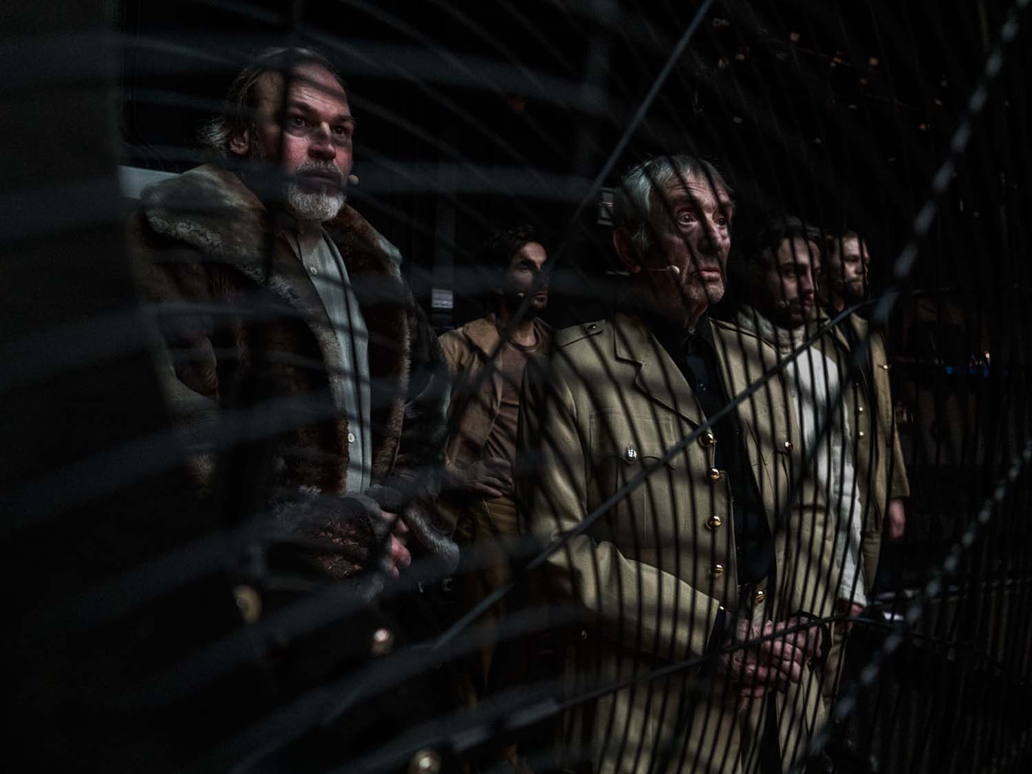 Ο Τάσος Βρεττός φωτογραφίζει τις πρόβες του «Δον Ζουάν»