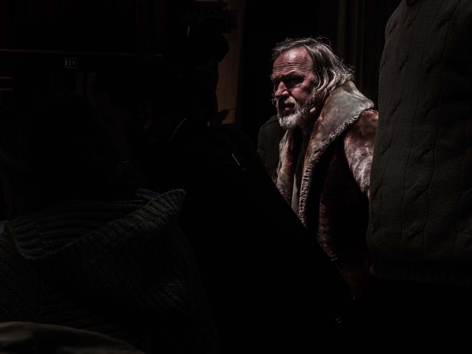 Ο Τάσος Βρεττός φωτογραφίζει τις πρόβες του «Δον Ζουάν» Ο Τάσος Βρεττός φωτογραφίζει τις πρόβες του «Δον Ζουάν»