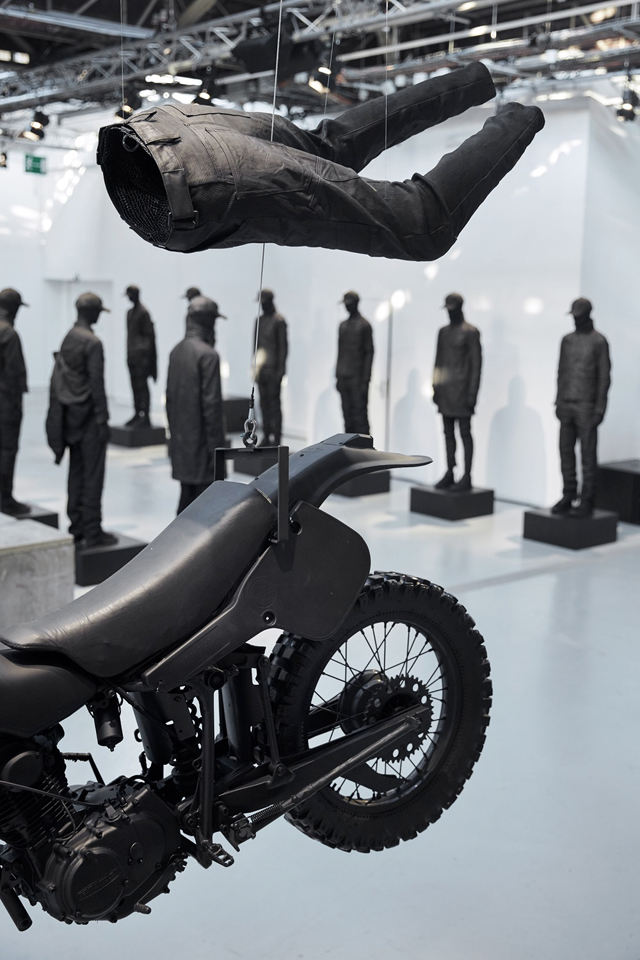 Στην Εβδομάδα Μόδας στο Παρίσι παρουσιάστηκε η capsule συλλογή RAW Research II της G-Star