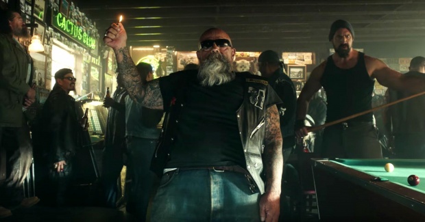 Η επική διαφήμιση των αδελφών Κοέν για τη Mercedes κλείνει το μάτι στο Easy Rider