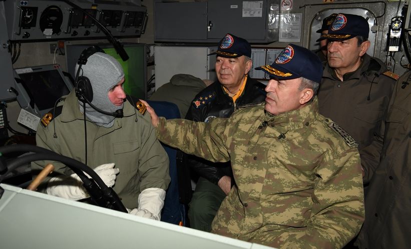 Νέες εικόνες από την τουρκική πρόκληση στα Ίμια