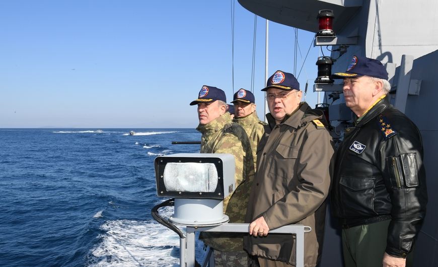 Νέες εικόνες από την τουρκική πρόκληση στα Ίμια