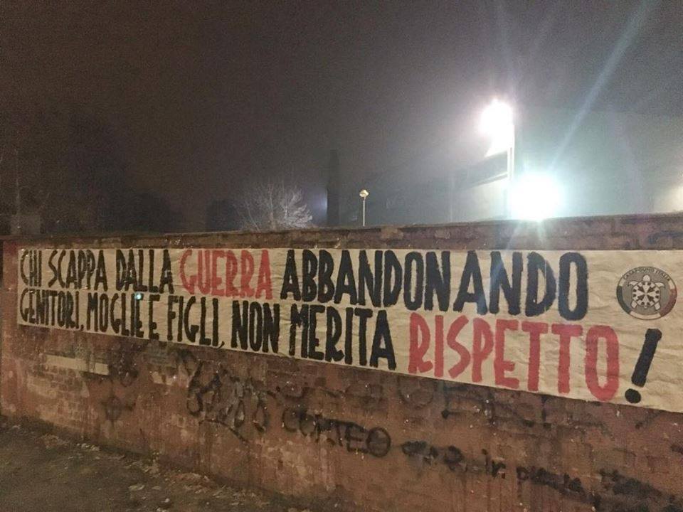 Δεκάδες ρατσιστικά πανό σε όλη την Ιταλία Δεκάδες ρατσιστικά πανό σε όλη την Ιταλία