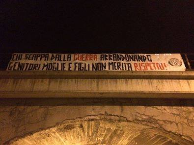 Δεκάδες ρατσιστικά πανό σε όλη την Ιταλία Δεκάδες ρατσιστικά πανό σε όλη την Ιταλία